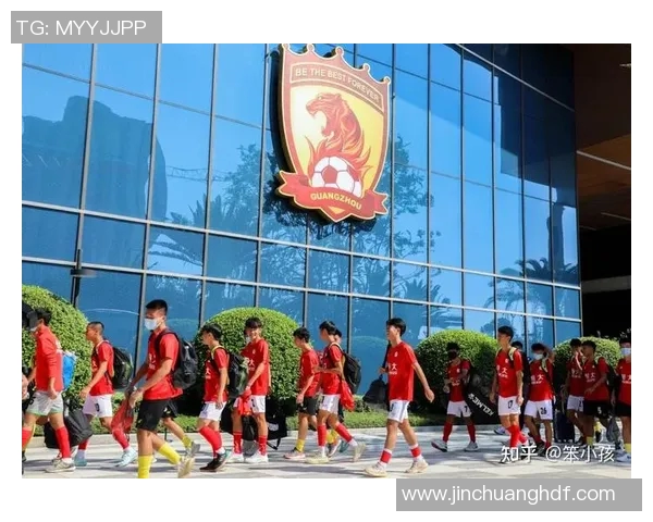 南京足球队在挑战赛中的意识表现分析与点评